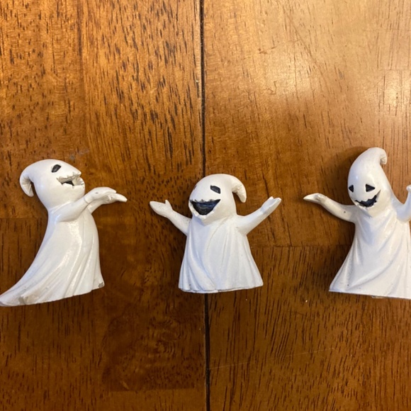 Fiddlehead Fairy Garden Ghosts - Picture 2 of 4